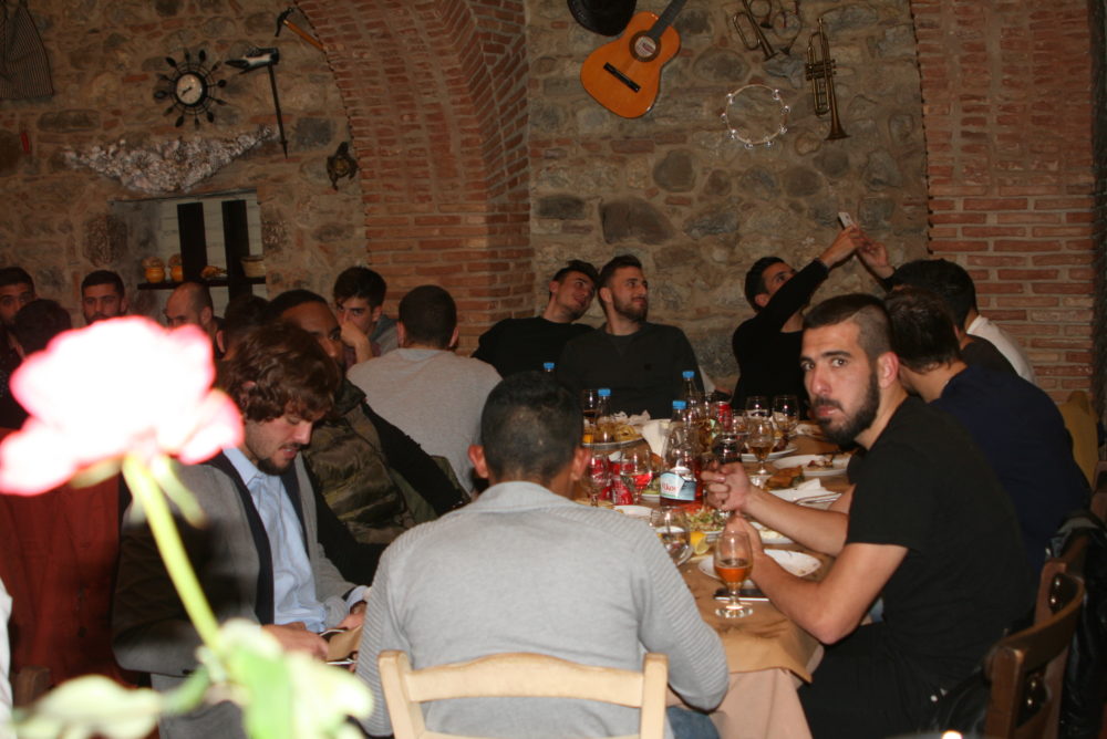 Δείπνο με υπόσχεση νίκης...
