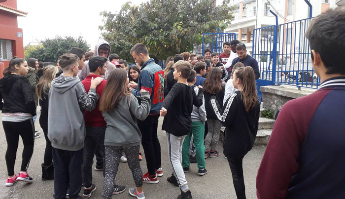Επίσκεψη στα Σχολεία